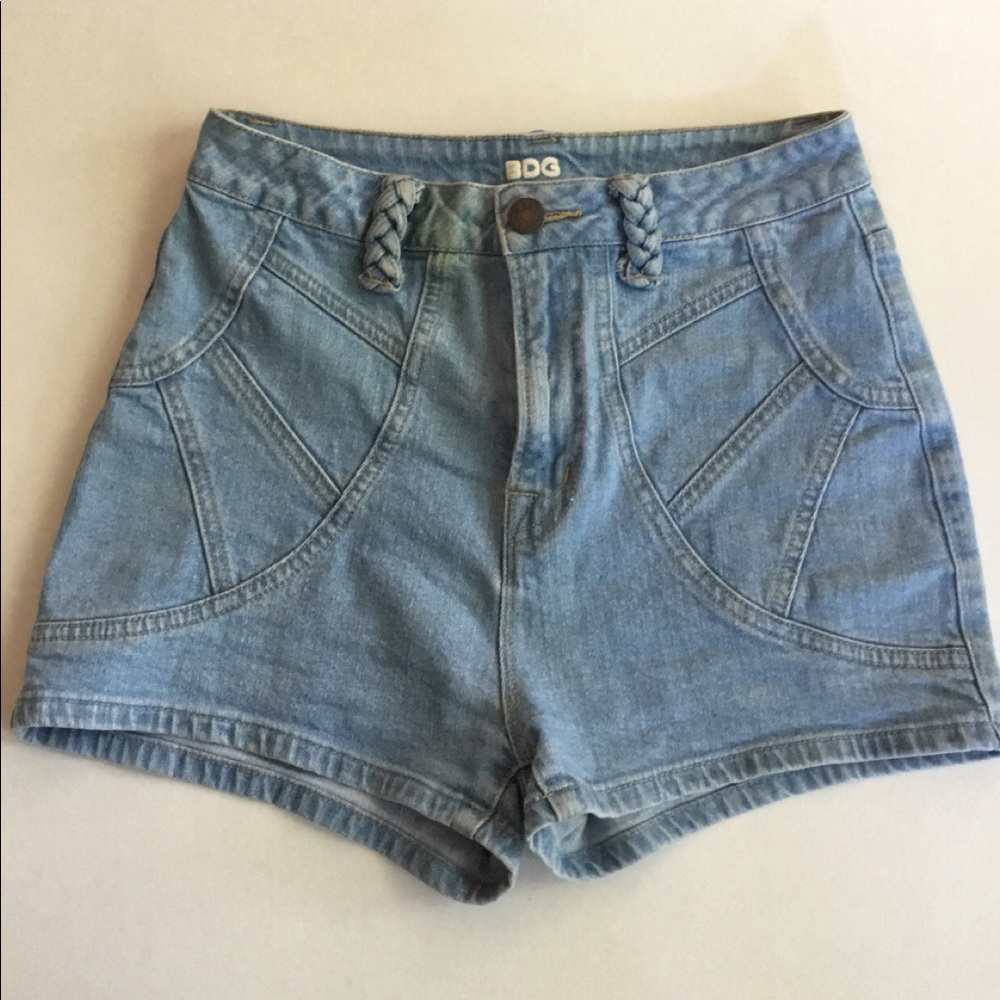 BDG HIGH WAISTED DENIM SHORTS URBAN OUTFITTERS